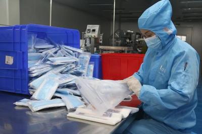 每天生產(chǎn)上千萬,口罩被誰變成奢侈品