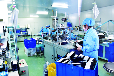 科技賦能，硬核支撐 長(zhǎng)春戰(zhàn)“疫”中的防護(hù)用品生產(chǎn)紀(jì)實(shí)