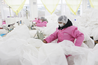 全州近百家企業(yè)在疫情期間保障生產(chǎn)，防護(hù)用品企業(yè)全面發(fā)力